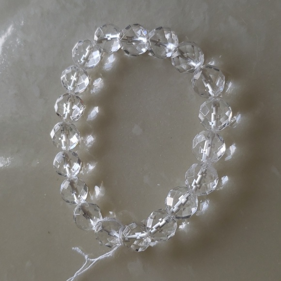 White clear crystal quartz facets blink blink 10mm beads bracelet - Picture 4 of 4